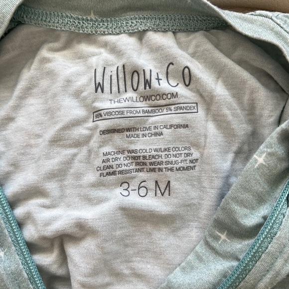 Willow and Co footed pajamas - Picture 2 of 3